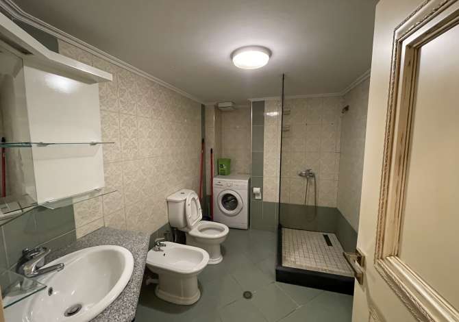 Shtepi me qera Apartament ne Tirane, 2+1, Mobilimi E mobiluar, Pagesa 35,000  Leke.