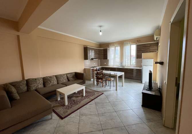 Shtepi me qera 2+1 ne Tirane - 35,000 Leke