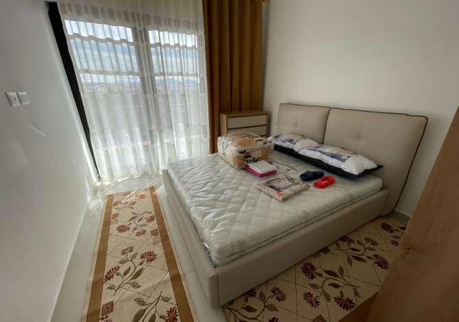 Shtepi me qera Apartament ne Tirane, 1+1, Mobilimi E mobiluar, Pagesa 400  Euro.