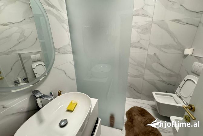 Shtepi me qera Apartament ne Tirane, 1+1, Mobilimi E mobiluar, Pagesa 600  Euro.