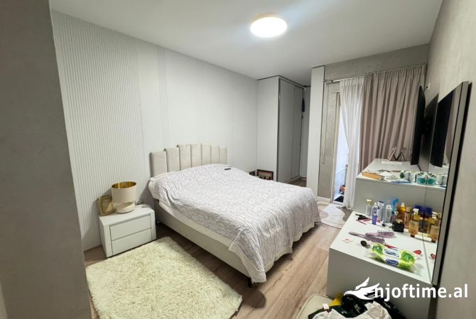 Shtepi me qera Apartament ne Tirane, 1+1, Mobilimi E mobiluar, Pagesa 600  Euro.