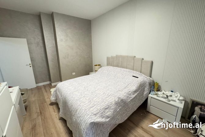 Shtepi me qera Apartament ne Tirane, 1+1, Mobilimi E mobiluar, Pagesa 600  Euro.