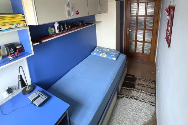 Shtepi ne shitje Apartament ne Tirane, 2+1, Mobilimi E mobiluar, Pagesa 100,000  Euro.