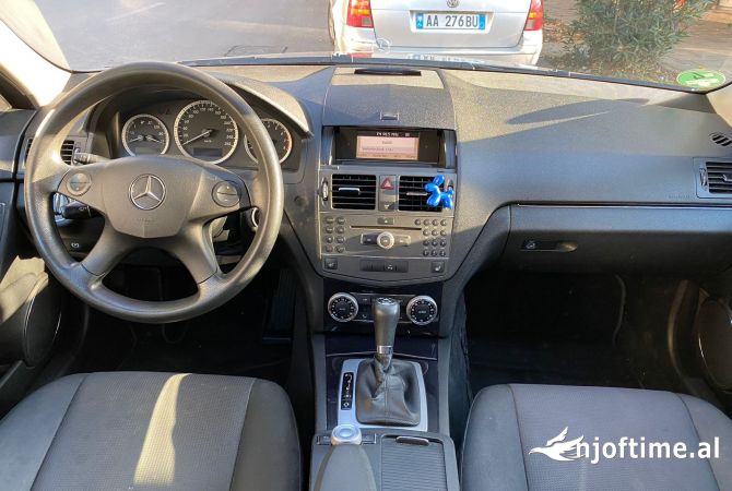 Auto in Vendita  a Tirana - 7,300 Euro