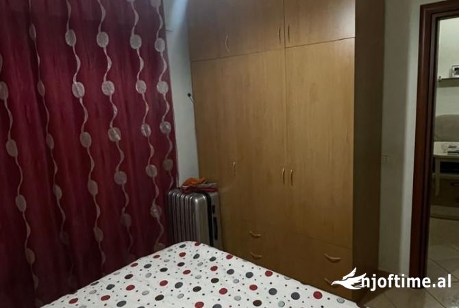Shtepi me qera Apartament ne Tirane, 1+1, Mobilimi E mobiluar, Pagesa 32,000  Leke.