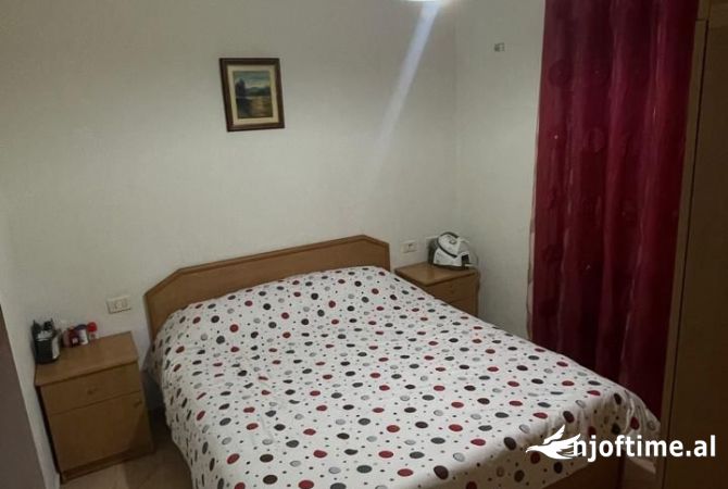 Shtepi me qera 1+1 ne Tirane - 32,000 Leke