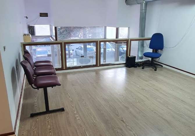 Ambient biznesi me qera 1+1 ne Tirane - 320 Euro