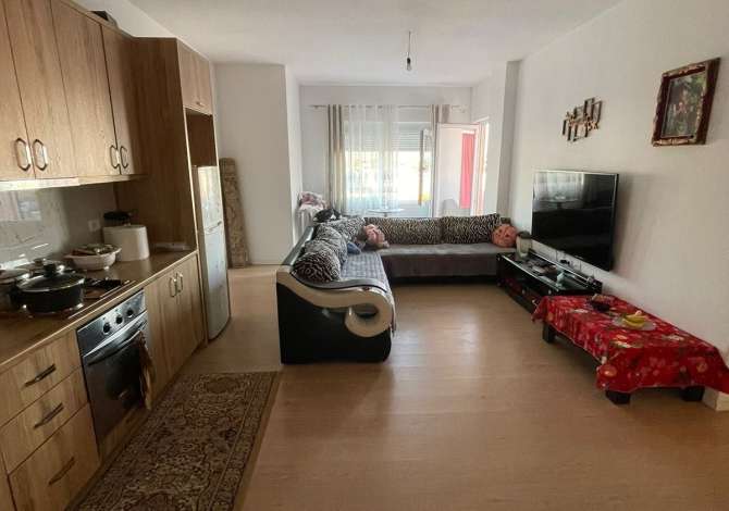 Shitet apartament 2+1  ne Kamez I’m 