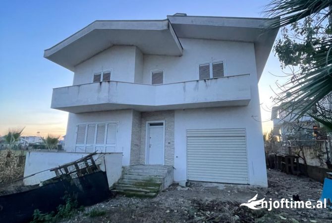 Casa in vendita 4+1 a Tirana - 172,000 Euro