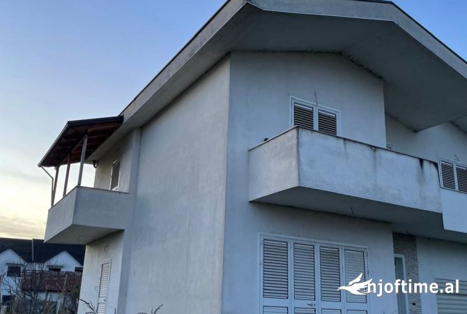 House for Sale 4+1 in Tirana - 172,000 Euro