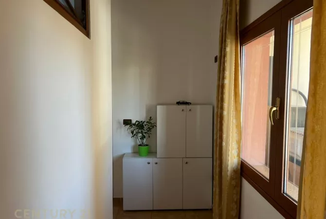 Shtepi me qera Apartament ne Tirane, 2+1, Mobilimi E mobiluar, Pagesa 550  Euro.