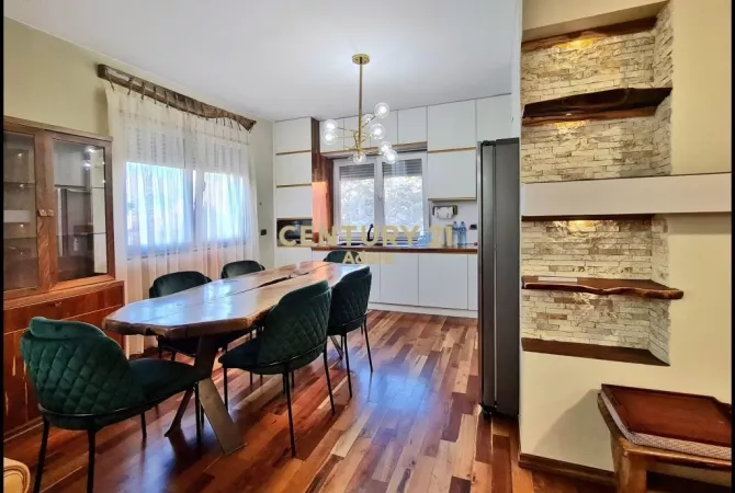 Shtepi ne shitje 2+1 ne Tirane - 185,000 Euro