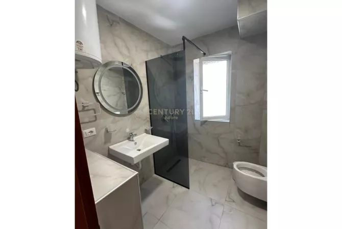 Shtepi me qera Apartament ne Tirane, 1+1, Mobilimi E mobiluar, Pagesa 550  Euro.