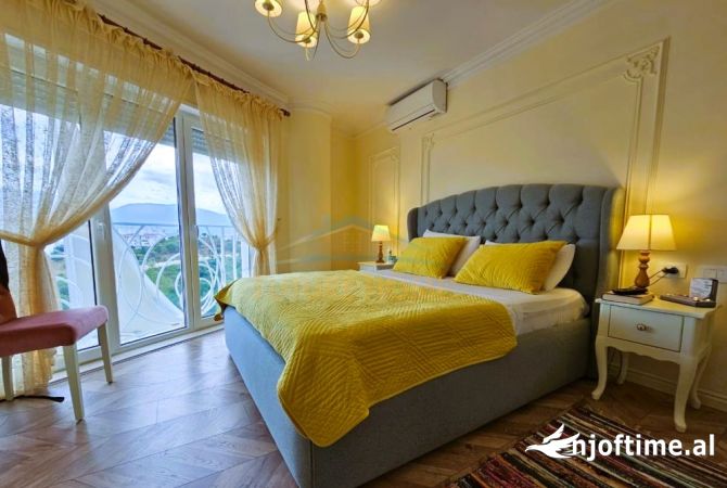 Shtepi me qera 2+1 ne Tirane - 950 Euro