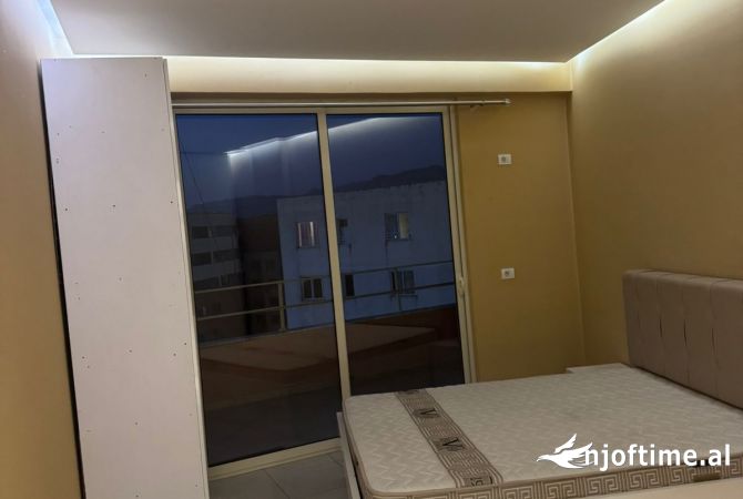 Shtepi me qera 2+1 ne Tirane - 550 Euro