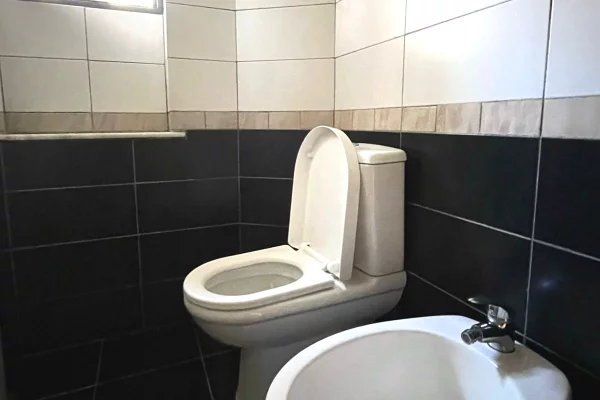 Shtepi me qera Apartament ne Tirane, 1+1, Mobilimi E mobiluar, Pagesa 65,000  Leke.