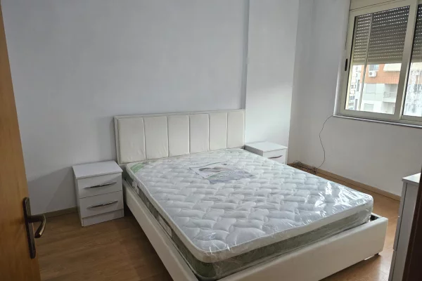 Shtepi me qera 2+1 ne Tirane - 500 Euro