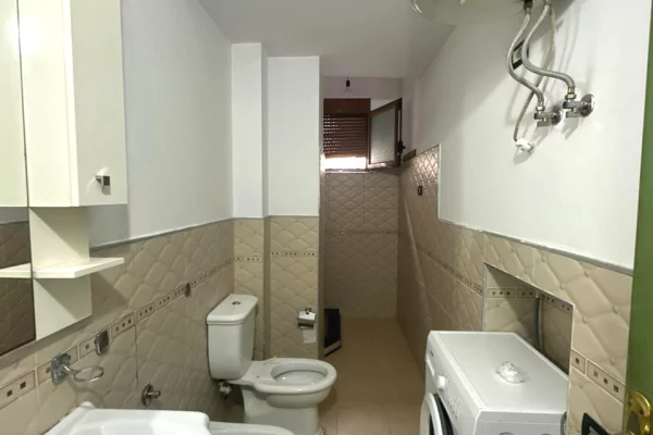 House for Rent 1+1 in Tirana - 45,000 Leke