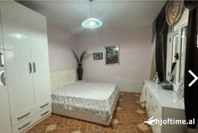 Shtepi ne shitje 1+1 ne Tirane - 136,000 Euro