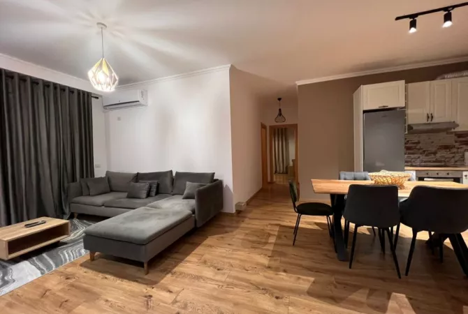 Shtepi ne shitje 2+1 ne Tirane - 237,000 Euro