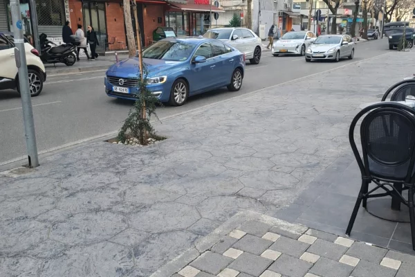 Business Property in Sale 1+1 in Tirana - 200,000 Euro