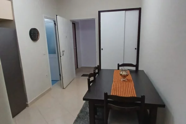 Shtepi me qera Apartament ne Tirane, 1+1, Mobilimi E mobiluar, Pagesa 38,000  Leke.