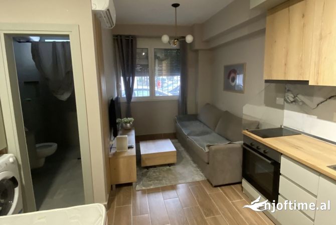 Shtepi me qera Garsoniere ne Tirane - 450 Euro