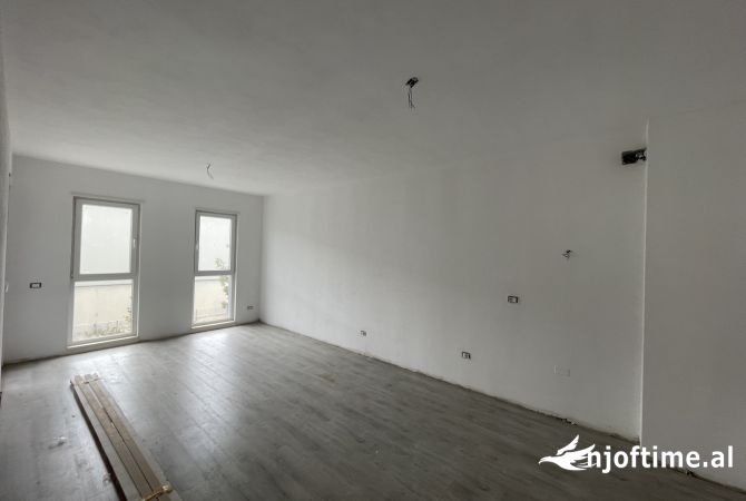 Shtepi ne shitje 2+1 ne Tirane - 88,000 Euro