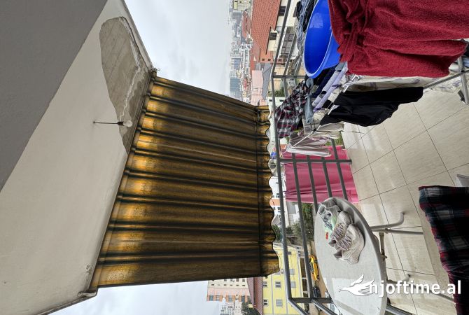 Shtepi ne shitje Apartament ne Tirane, 1+1, Mobilimi E mobiluar, Pagesa 120,000  Euro.