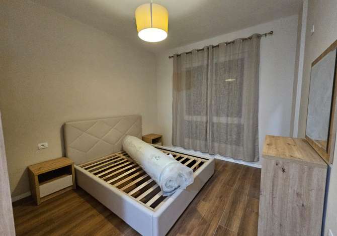 Shtepi me qera Apartament ne Tirane, 2+1, Mobilimi E mobiluar, Pagesa 600  Euro.