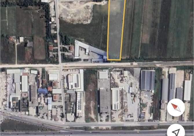 Truall ose Toke  ne Tirane - 572,400 Euro