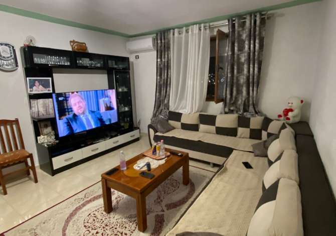 Shtepi ne shitje Apartament ne Tirane, 1+1, Mobilimi E mobiluar, Pagesa 72,000  Euro.