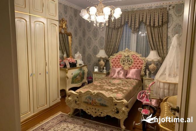 Shtepi ne shitje 2+1 ne Tirane - 350,000 Euro