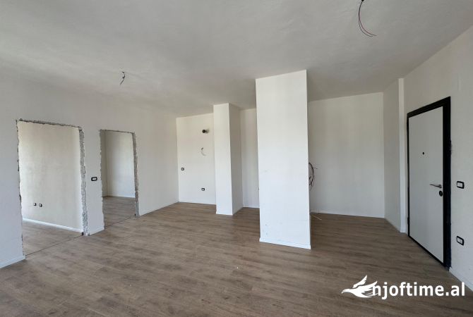 Shtepi ne shitje 2+1 ne Tirane - 150,000 Euro