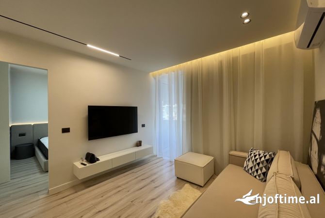Shtepi me qera 1+1 ne Tirane - 685 Euro