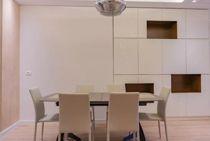 Shtepi me qera 2+1 ne Tirane - 850 Euro