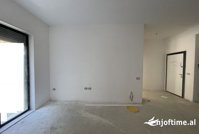 Shtepi ne shitje 1+1 ne Tirane - 146,000 Euro