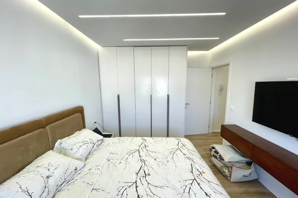 Shtepi ne shitje Apartament ne Tirane, 1+1, Mobilimi E mobiluar, Pagesa 160,000  Euro.