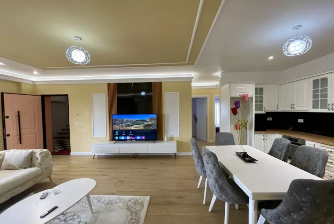 Casa in affitto 2+1 a Tirana - 1,000 Euro