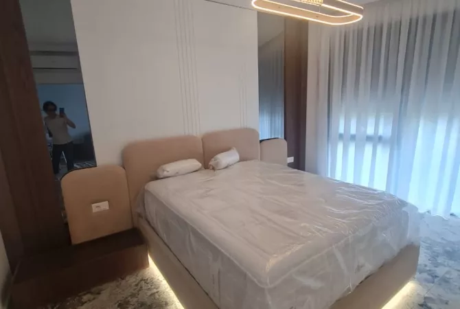 Shtepi me qera Apartament ne Tirane, 1+1, Mobilimi E mobiluar, Pagesa 1,200  Euro.