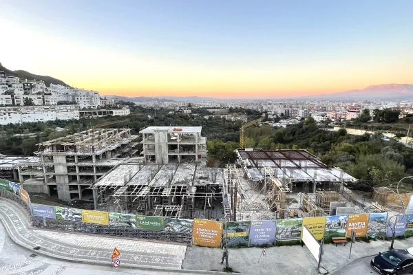 House for Sale 2+1 in Tirana - 235,000 Euro