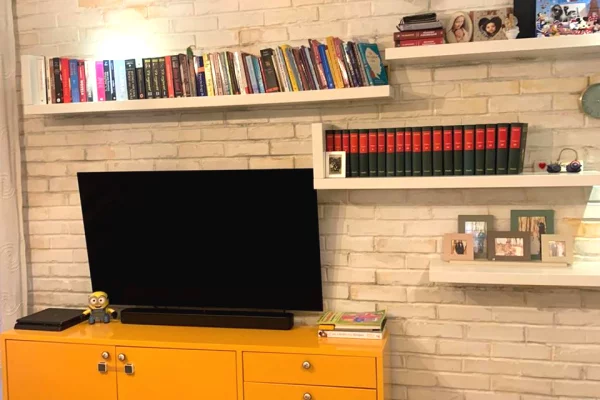 Shtepi ne shitje Apartament ne Tirane, 1+1, Mobilimi Bosh, pa mobiluar, Pagesa 170,000  Euro.