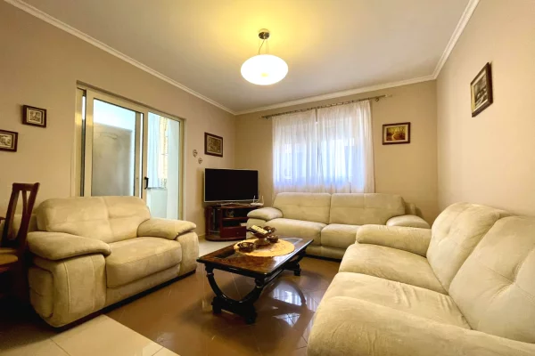 Shtepi ne shitje 2+1 ne Tirane - 163,000 Euro