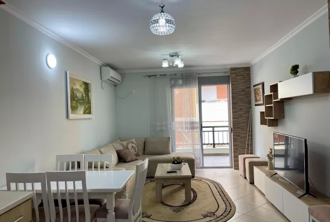Shtepi me qera 2+1 ne Tirane - 600 Euro