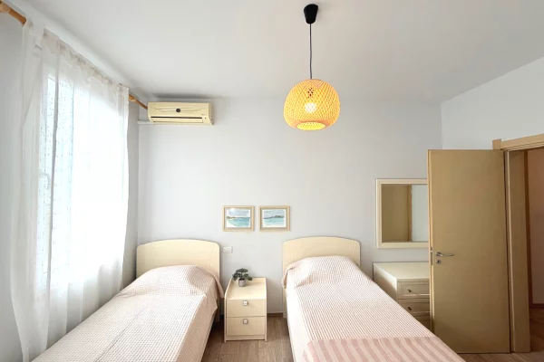 Shtepi ne shitje Apartament ne Tirane, 2+1, Mobilimi E mobiluar, Pagesa 265,000  Euro.