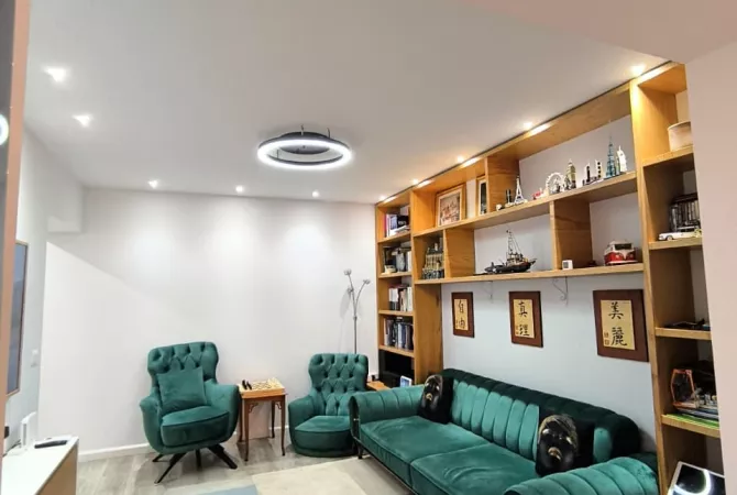 Shtepi me qera Apartament ne Tirane, 2+1, Mobilimi E mobiluar, Pagesa 110,000  Leke.