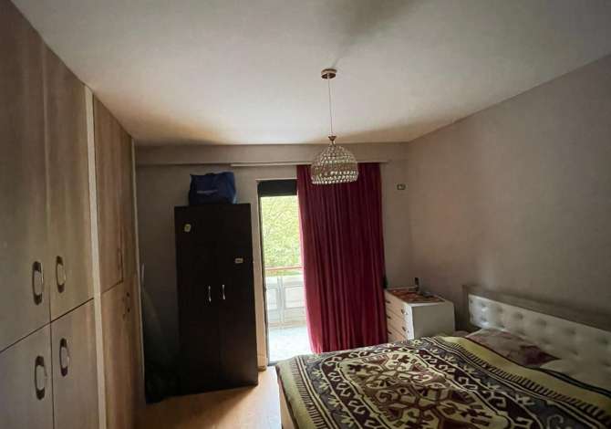 Shtepi me qera Apartament ne Tirane, 1+1, Mobilimi E mobiluar, Pagesa 300  Euro.