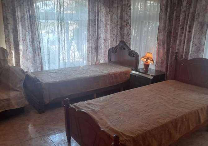 Shtepi me qera 2+1 ne Tirane - 550 Euro
