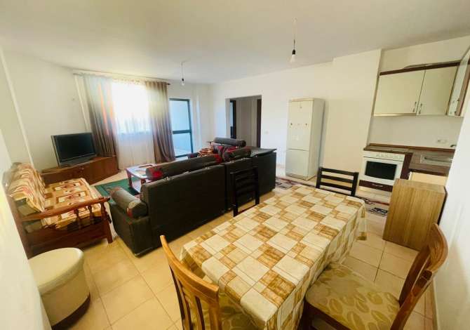Shtepi me qera 1+1 ne Tirane - 352 Euro