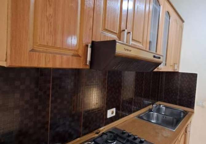 Shtepi me qera 2+1 ne Tirane - 451 Euro